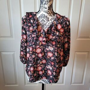 Loft woman's black floral‎ design top